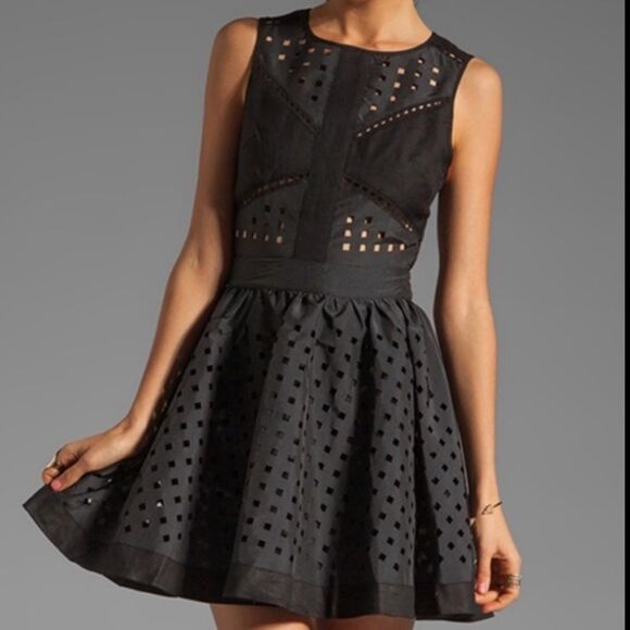 Finders Keepers Dresses & Skirts - Finders Keepers Moments of Madness Dress